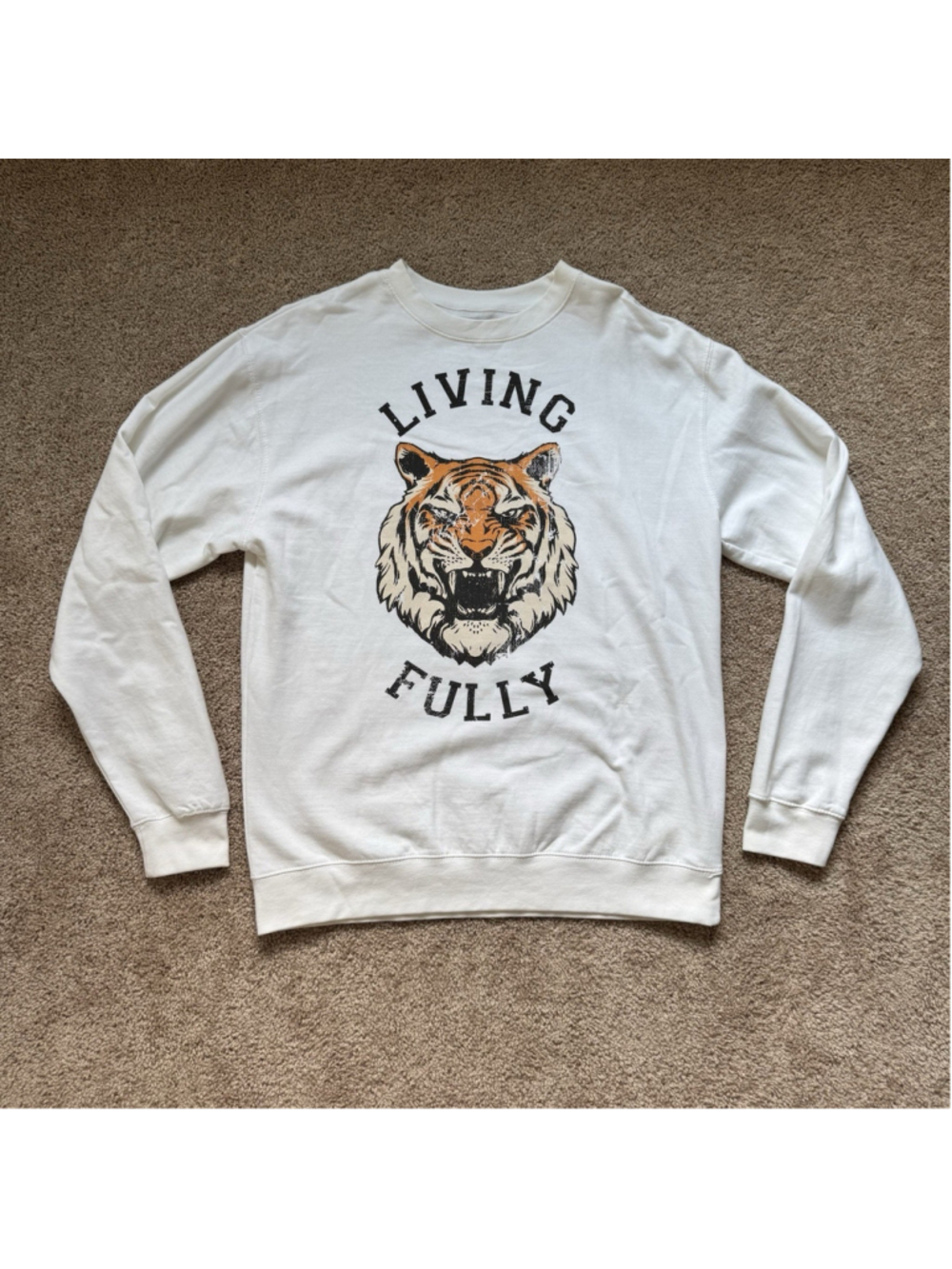 Mallory Ervin Living Fully Tiger Women’s Crewneck Size L